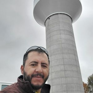 Meet your Posher, Luis